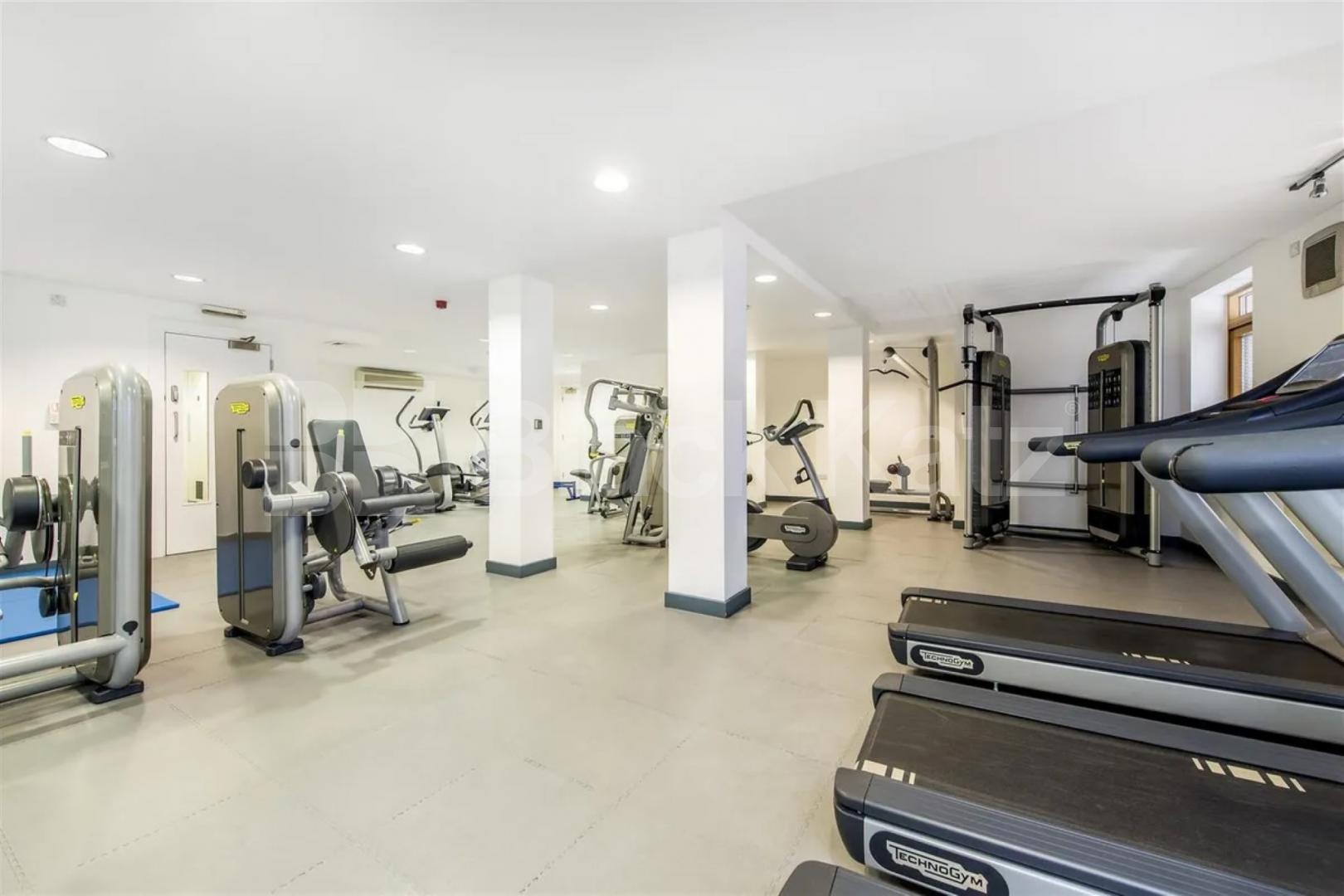 Riverfront One-Bed Apt for Rent: Bright, Modern Living with Balcony Views Dean Ryle Street , Westminster